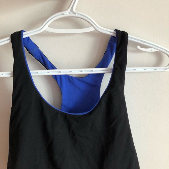 REVERSIBLE BLUE/BLACK sports bra - Picture 7 of 9